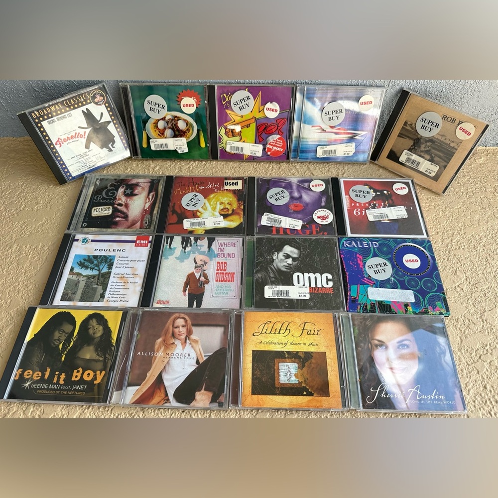 CD’s Mixed Genres Lot of 17 Various CDs